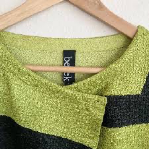 Berek Crinkle Top Green Black Geometric One Button Abstract Womens Sz M - Picture 2 of 6